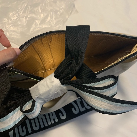 Victoria secret canvas thermal bag - Picture 2 of 2
